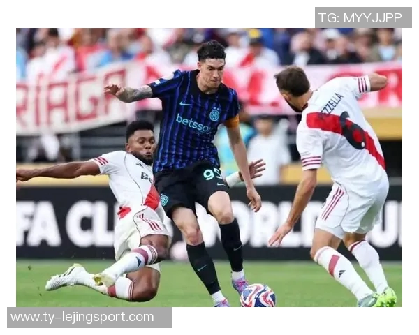 意大利媒体报道巴斯托尼欧冠期间家中遭窃四名窃贼盗走奢侈品和手表